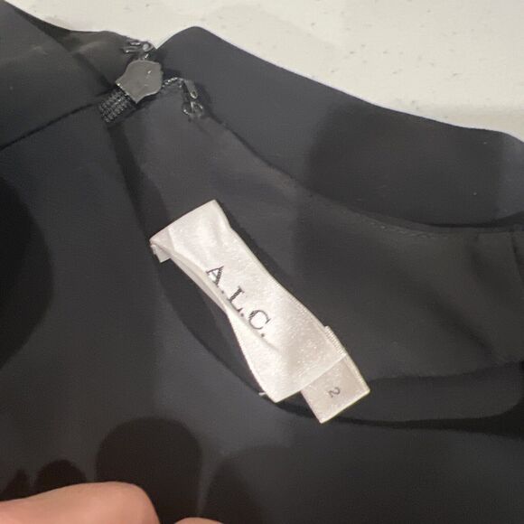 ALC Dress Women 2 Black Ruffle Asymmetrical Clarence Party LBS Classic - Picture 7 of 10